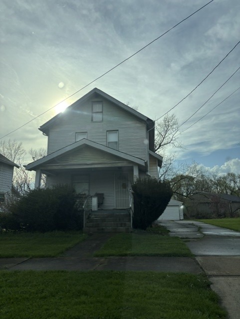 1016 East Avenue Southeast